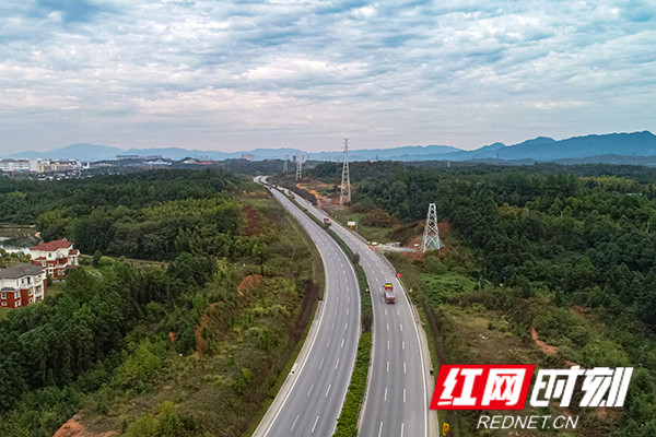 瀏陽市南橫線最新動態(tài),瀏陽市南橫線最新動態(tài)，發(fā)展脈絡(luò)與未來展望